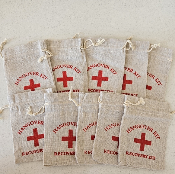 Hangover kit pouch - Picture 1 of 2